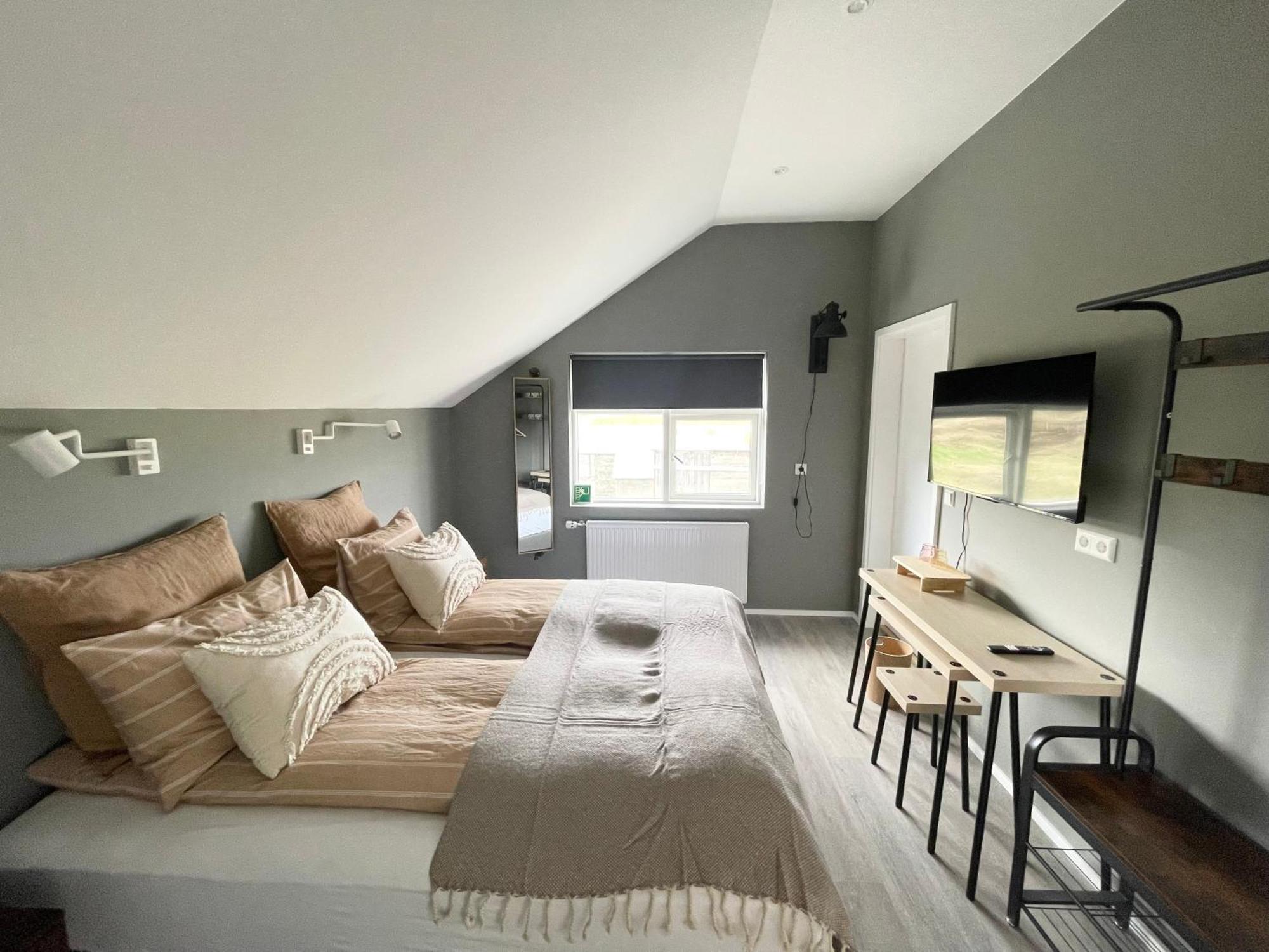 Lindarholl Guesthouse Stori-Bakki Zewnętrze zdjęcie