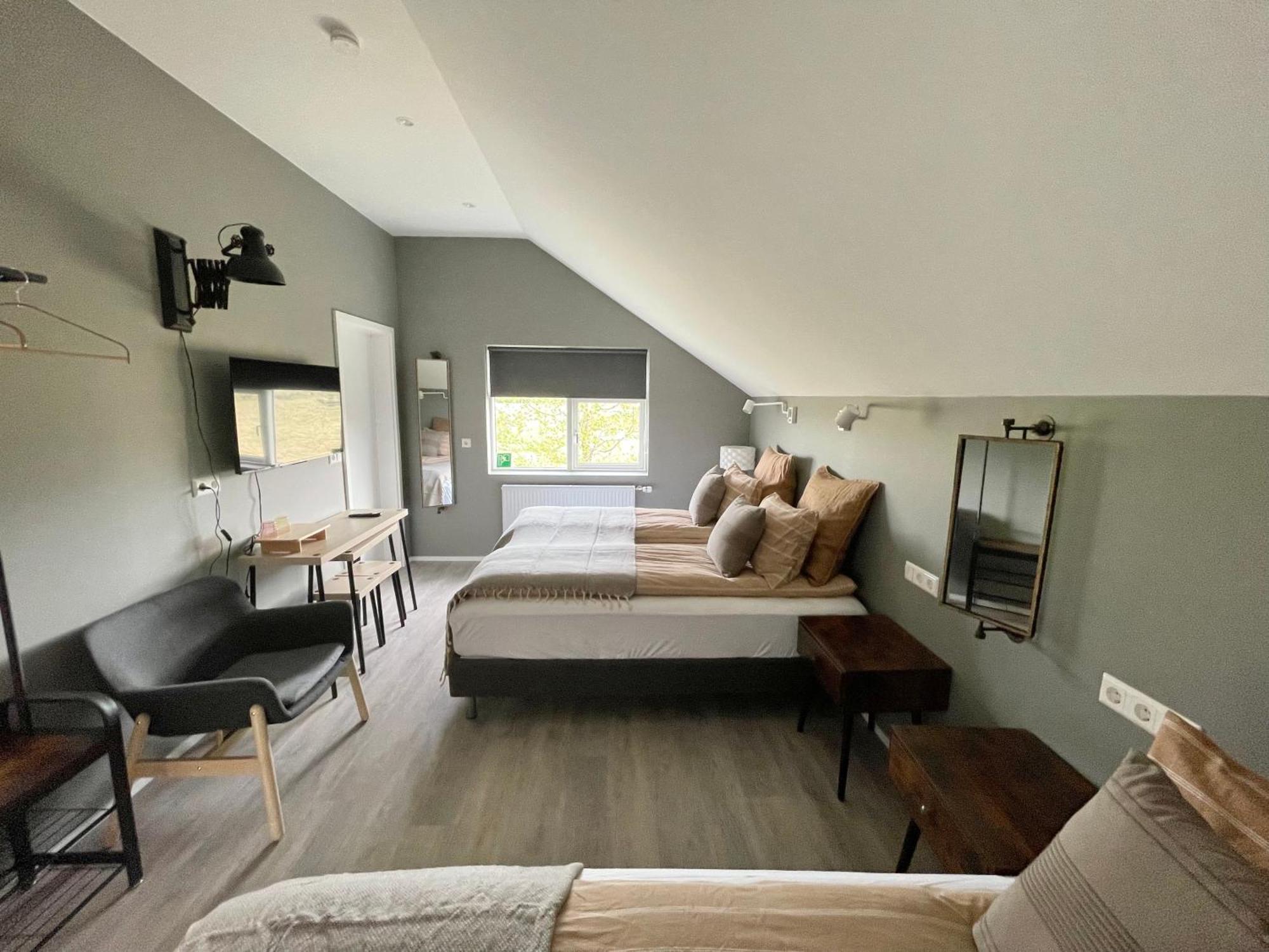 Lindarholl Guesthouse Stori-Bakki Zewnętrze zdjęcie